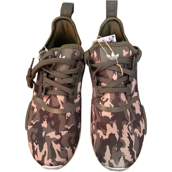 NWT Adidas Men's Originals size 7 NMD R1 Sneakers. Olive Strata/Camo colorway - Picture 2 of 9